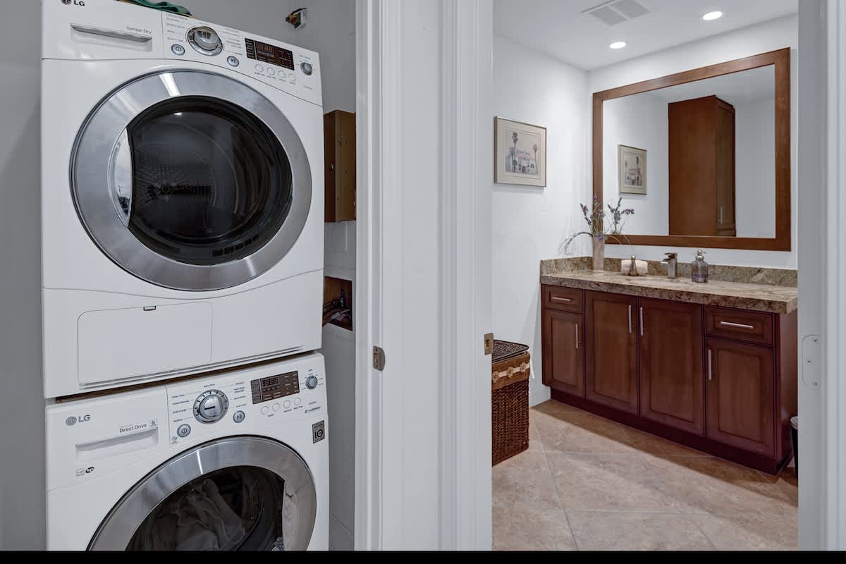 WASHER DRYER