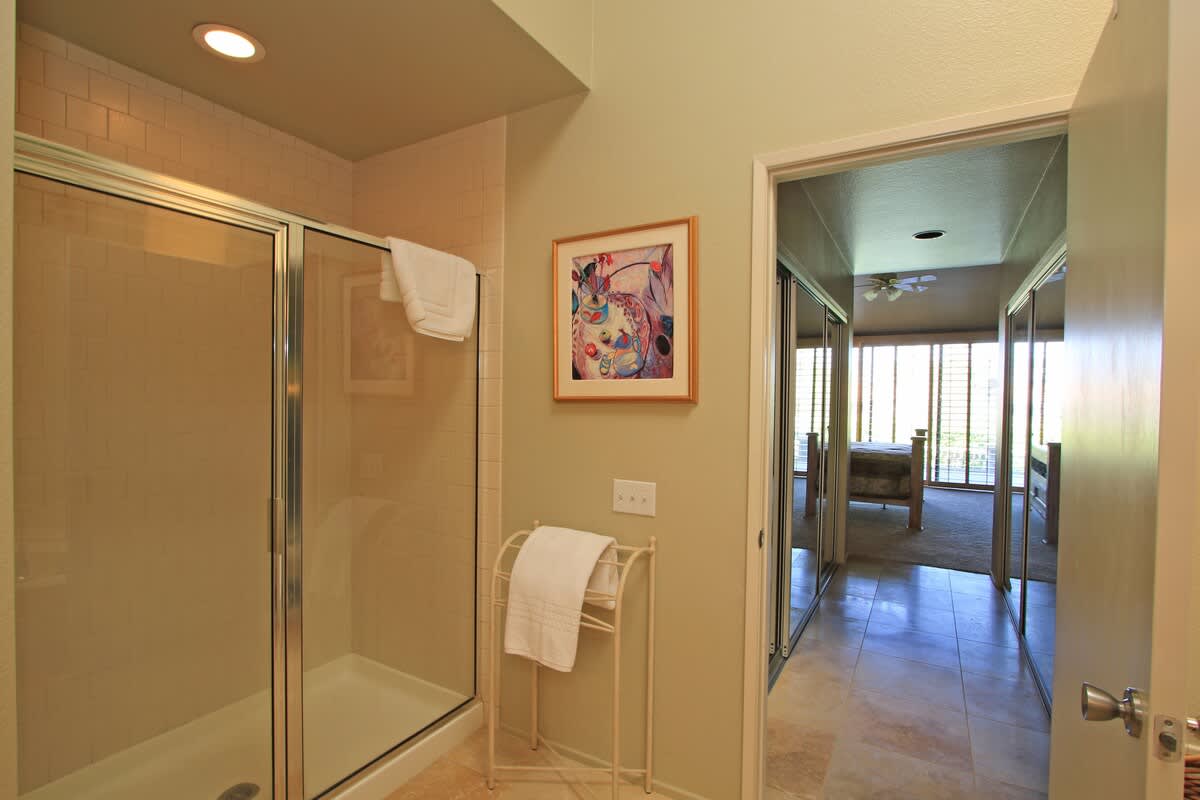 Shower uNIT