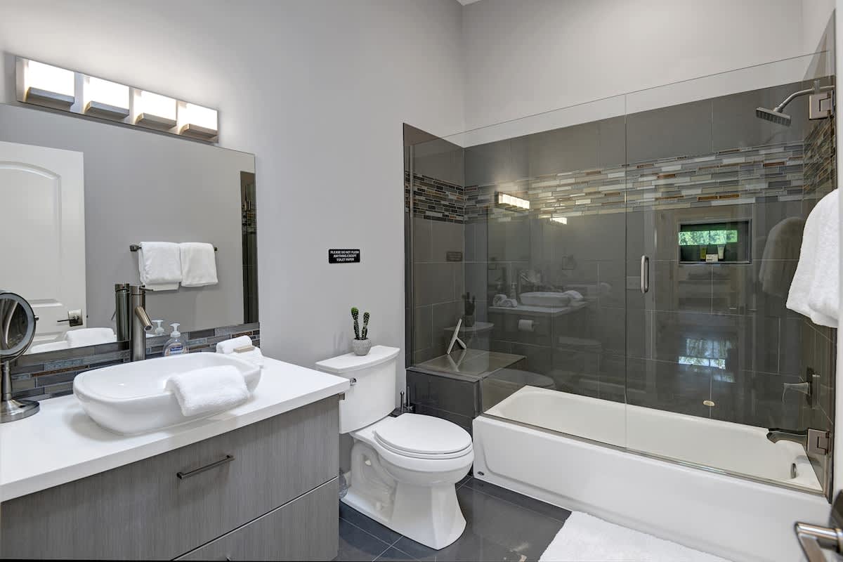 GUEST BATHROOM