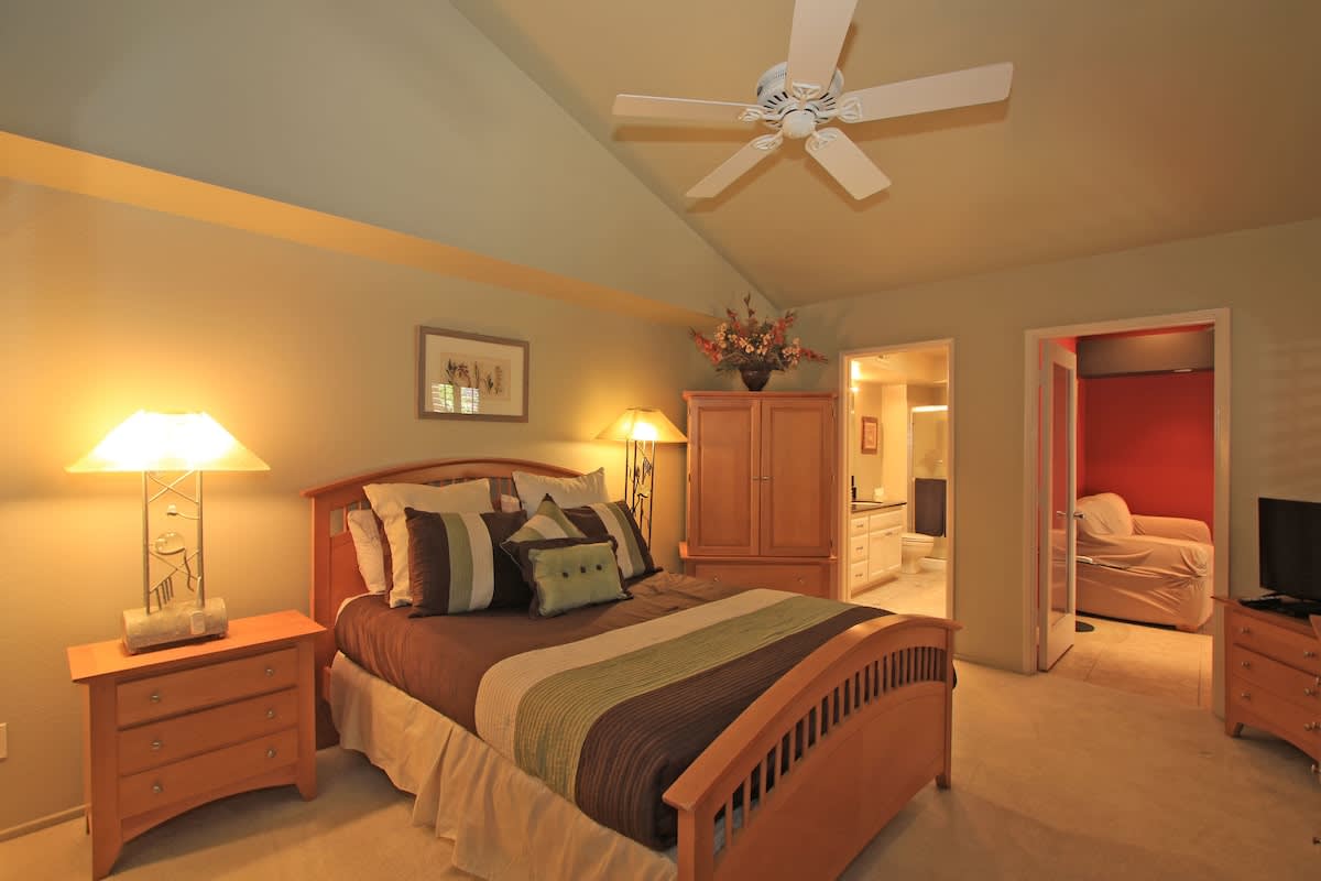 Queen Bed