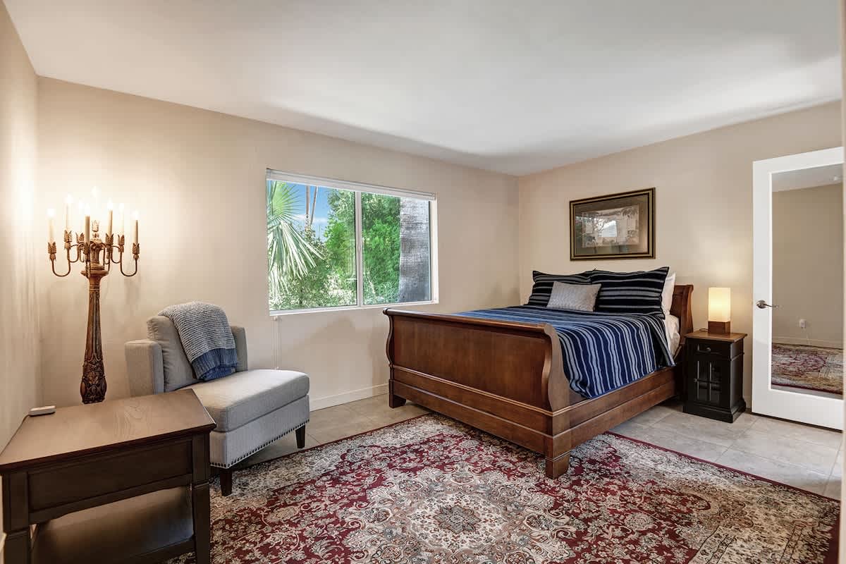 BEDROOM 1