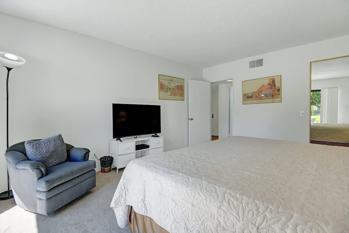 BEDROOM OVER BED
