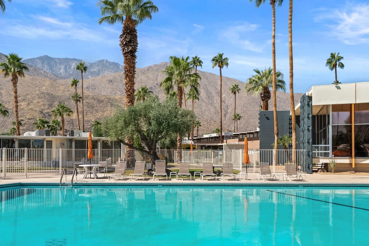 Luminous Ocotillo Bungalow - Ocotillo Lodge