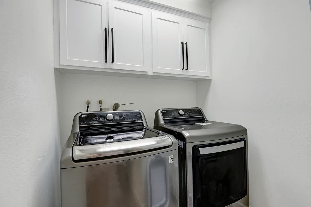 LAUNDRY