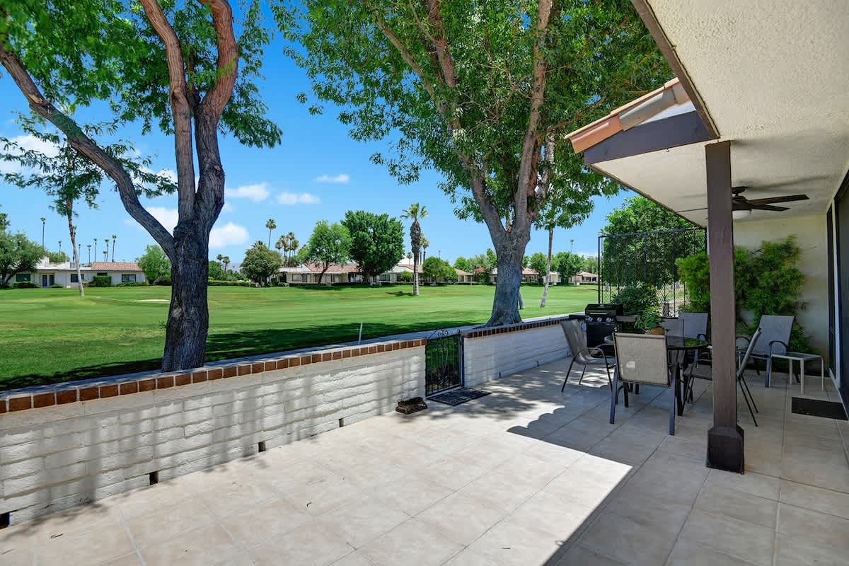 PATIO.jpg mls