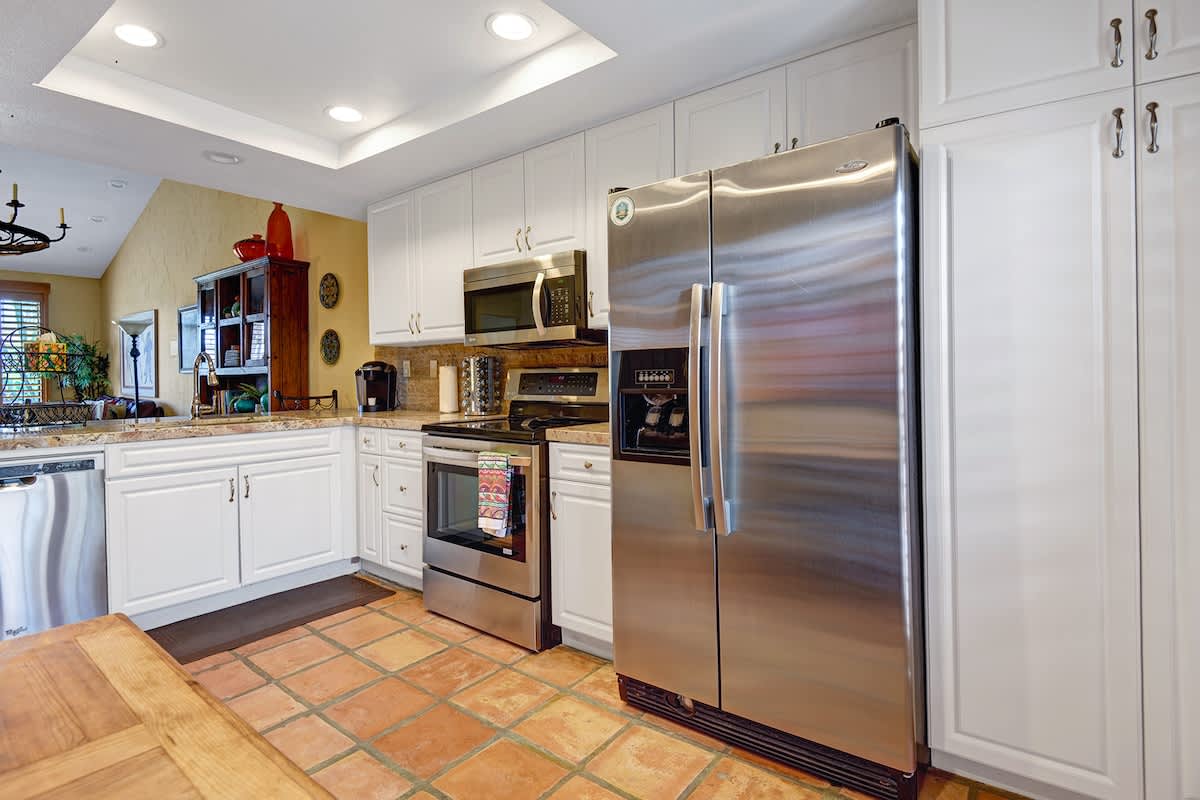 KITCHEN CONTINUED