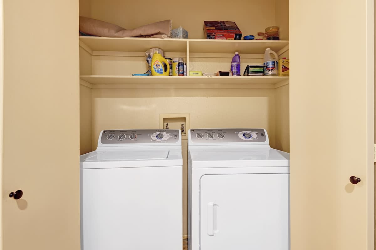 LAUNDRY