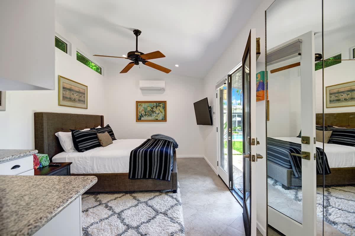 CASITA REVERSE