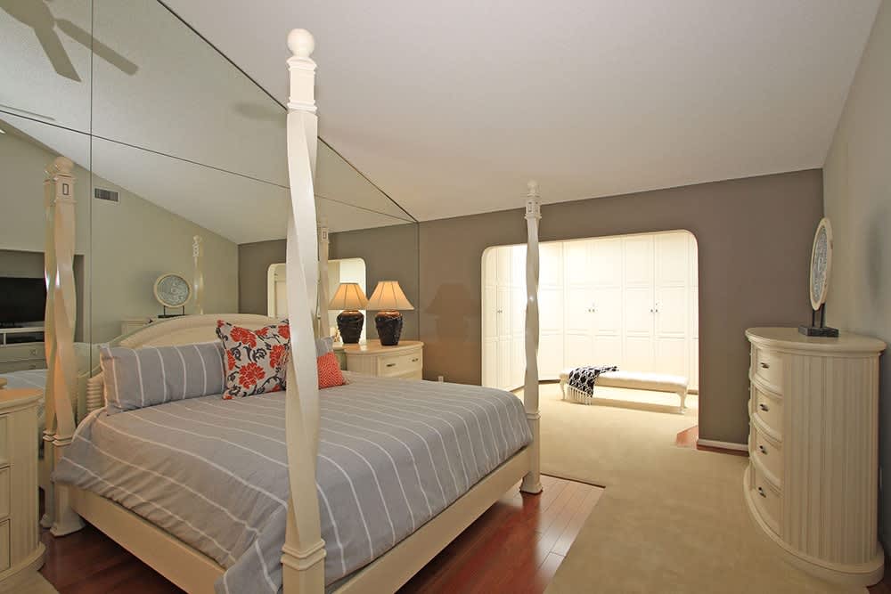King Bed
