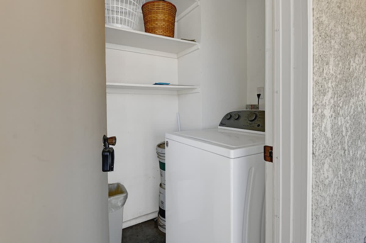 LAUNDRY
