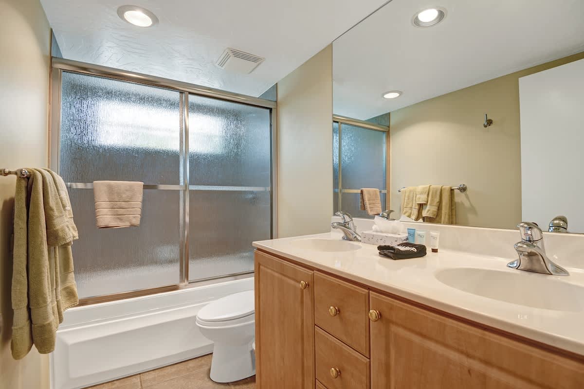 GUEST BATHROOM