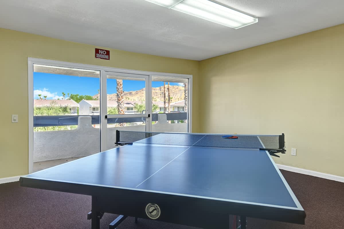 GAME ROOM PING PONG