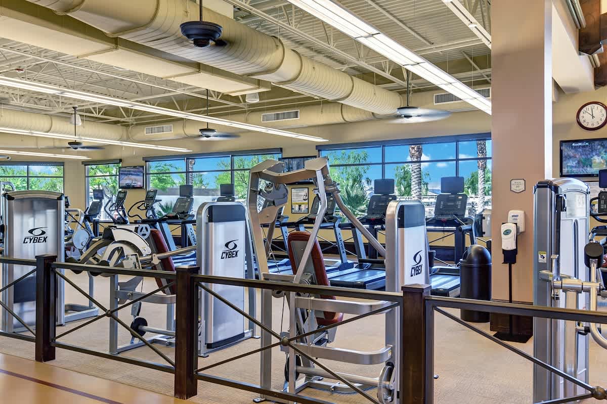COMMUNITY GYM