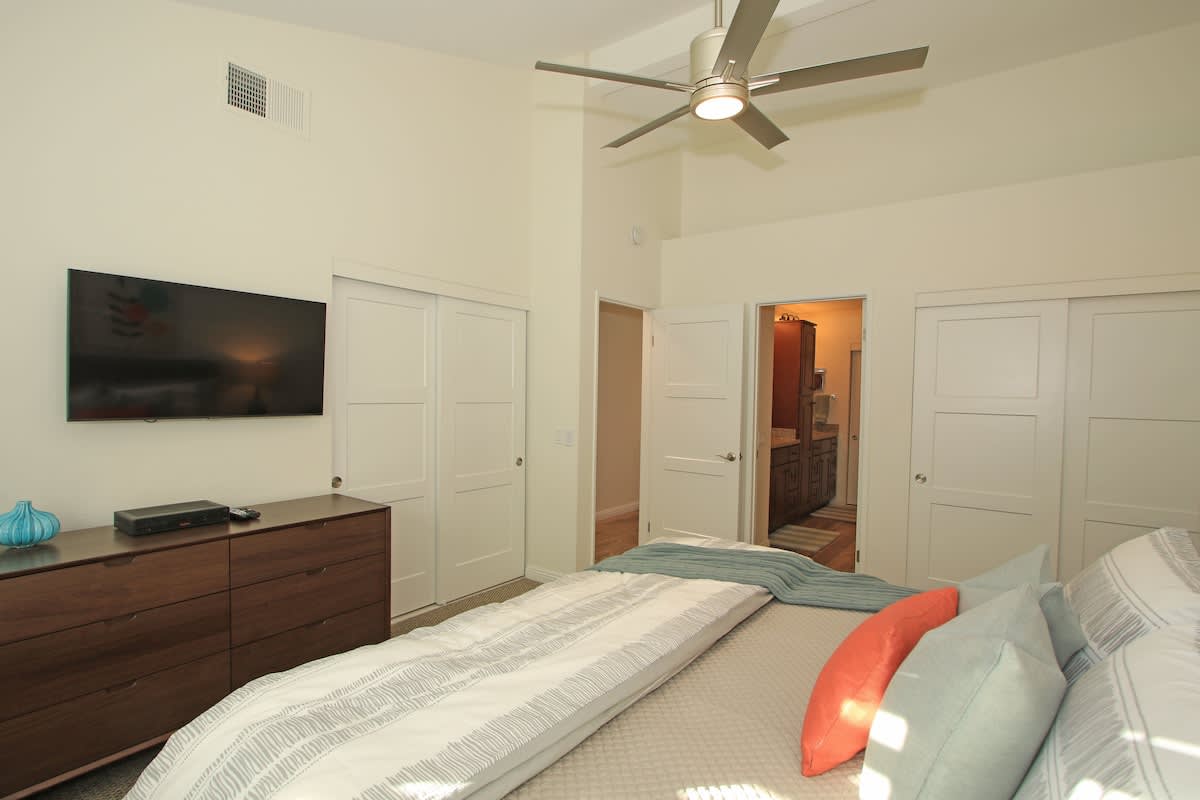 King Bed