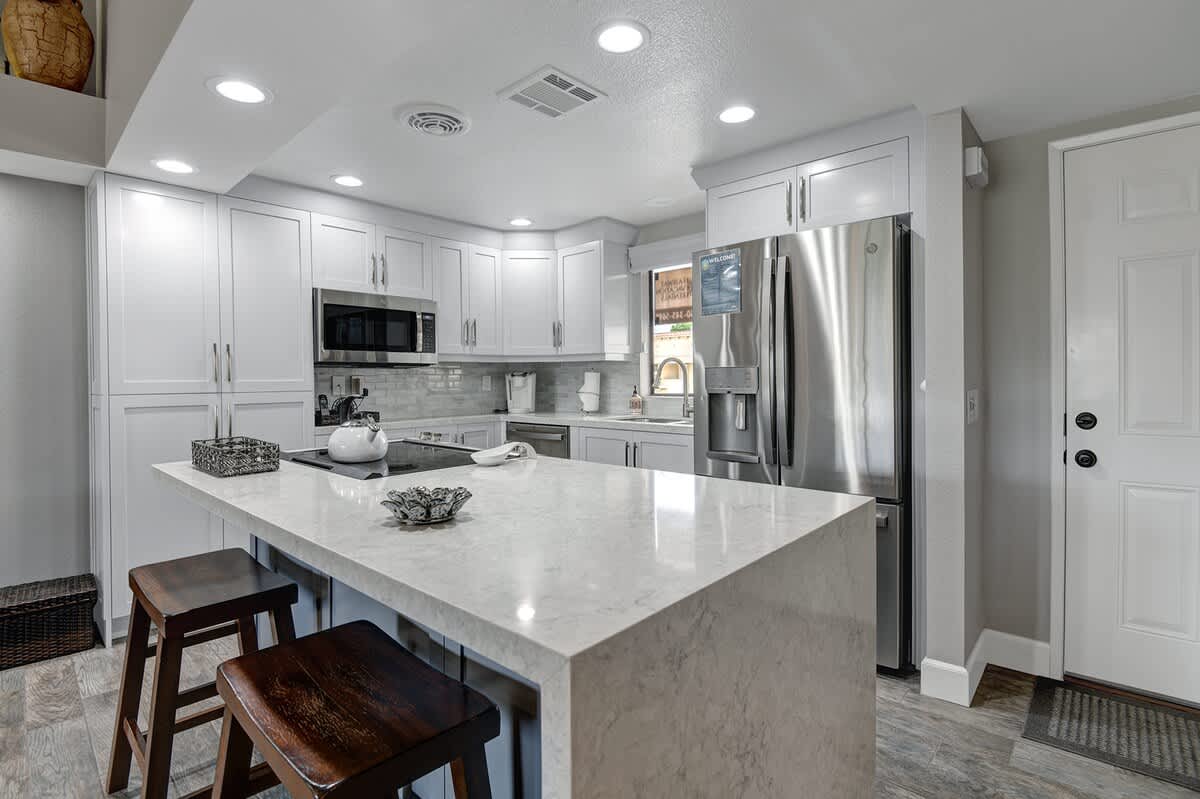 KITCHEN.jpg mls