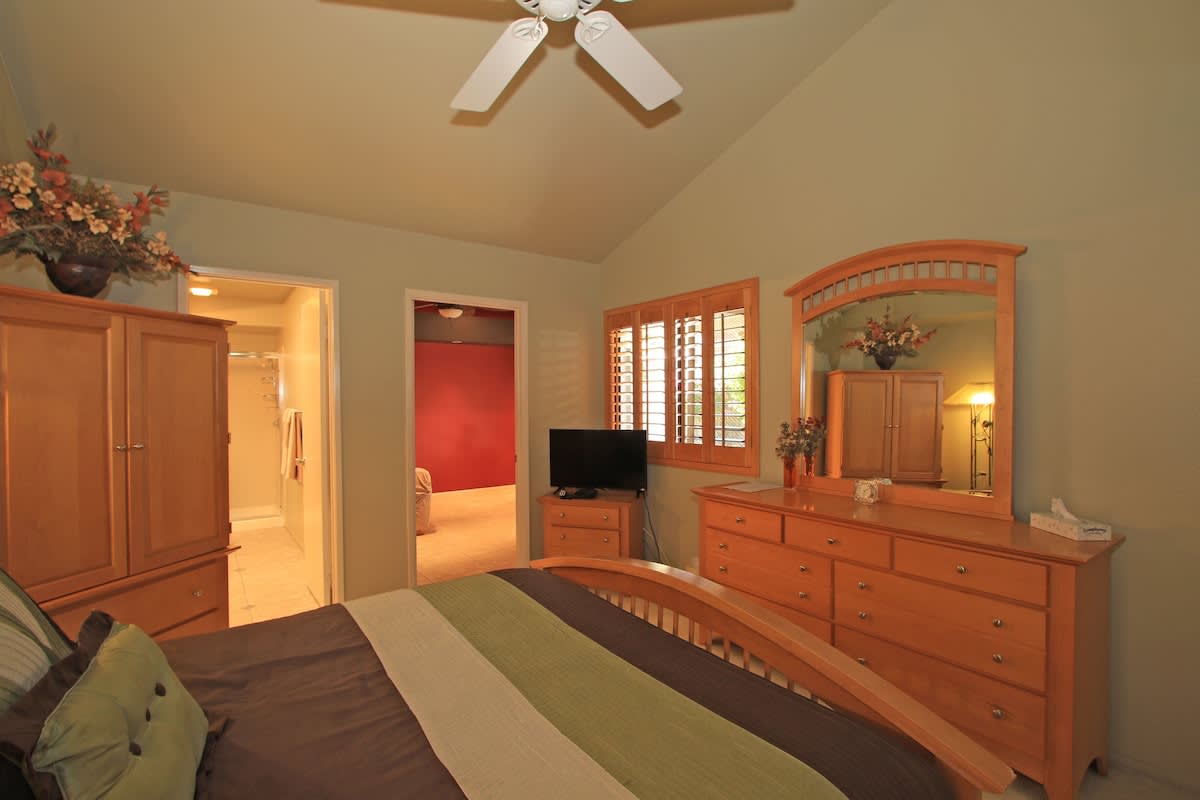 Queen Bed