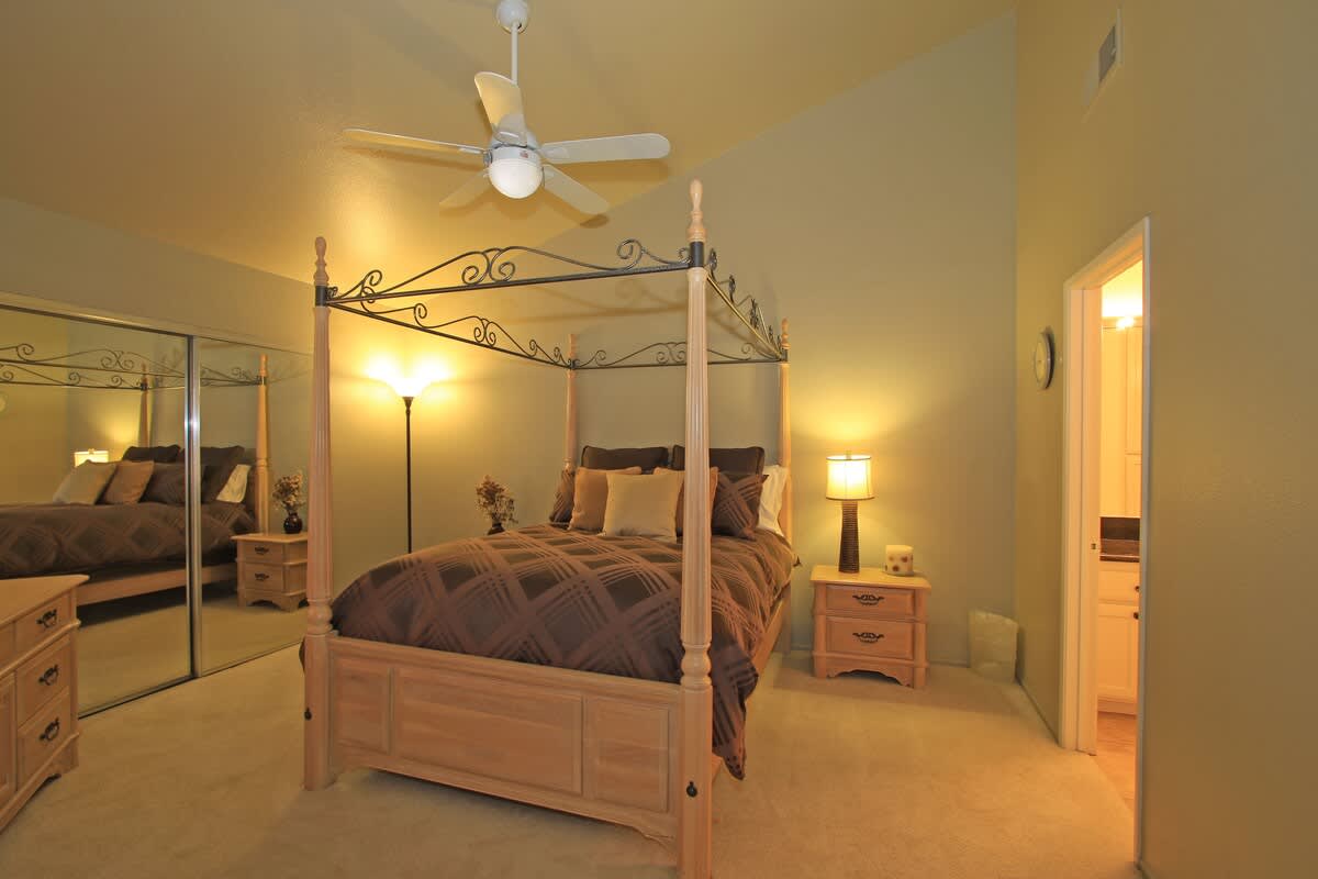 Queen Bed