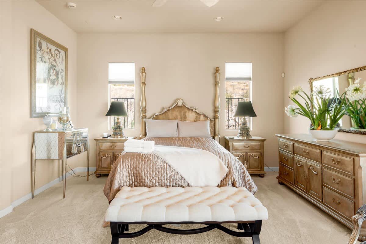 MASTER BEDROOM
