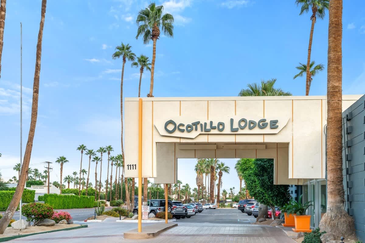 Luminous Ocotillo Bungalow - Ocotillo Lodge