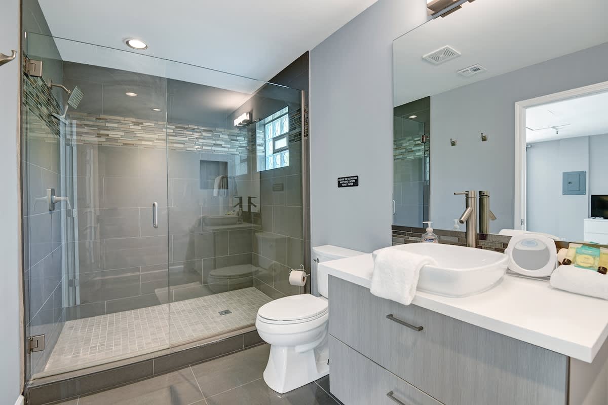 CASITA BATHROOM