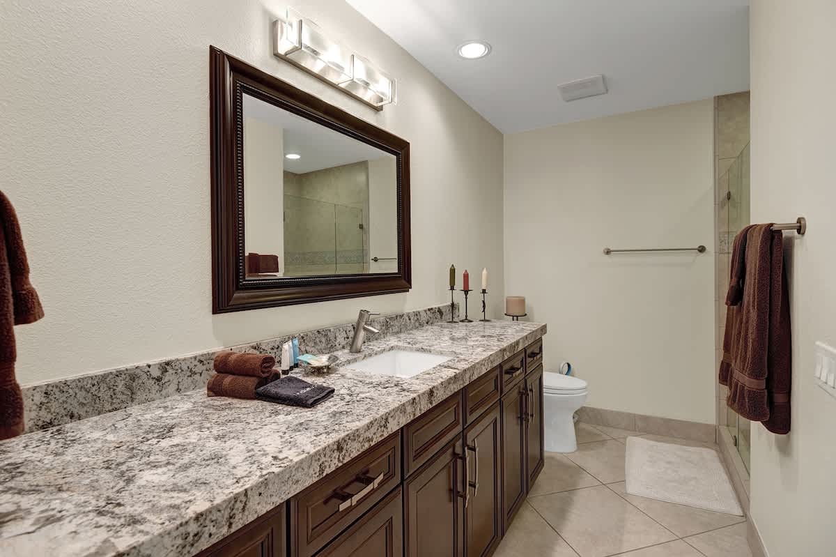 GUEST BATHROOM