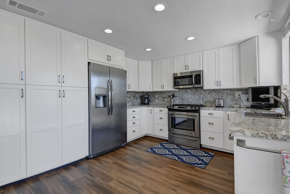 KITCHEN.jpg mls