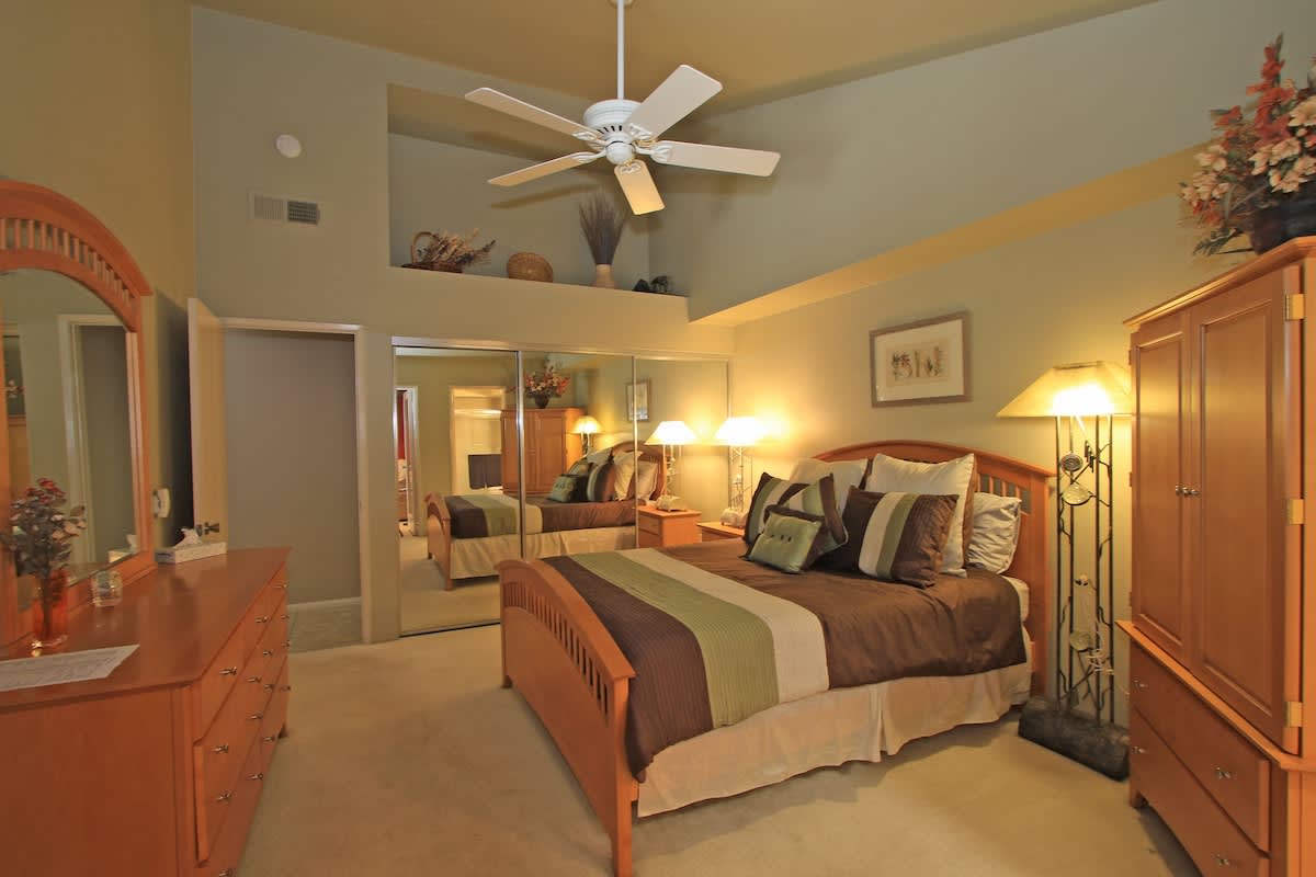 Queen Bed
