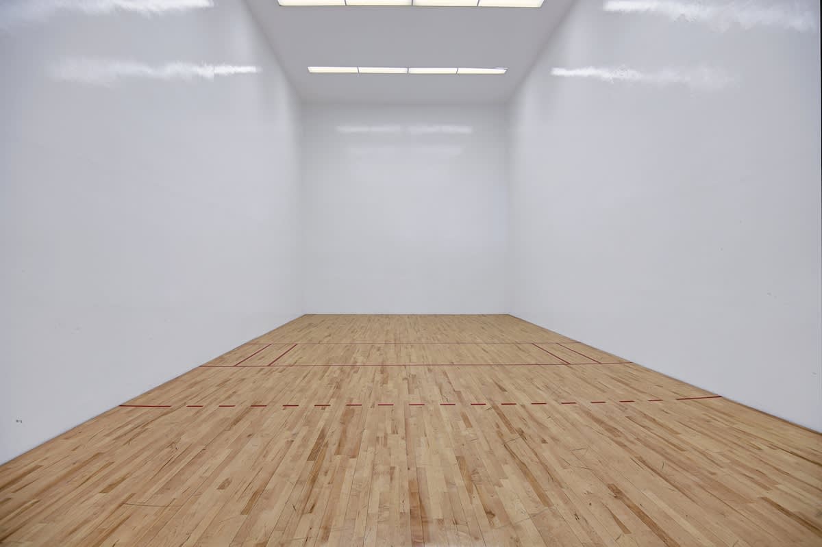 RACQUET BALL COURT
