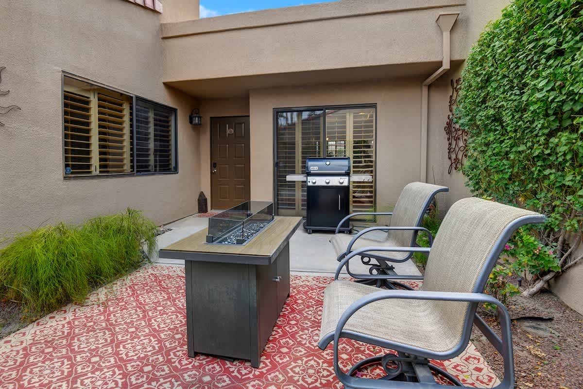 FIRE PIT