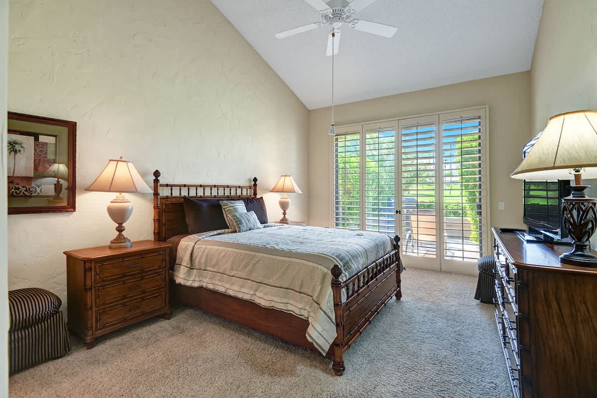 MAIN BEDROOM