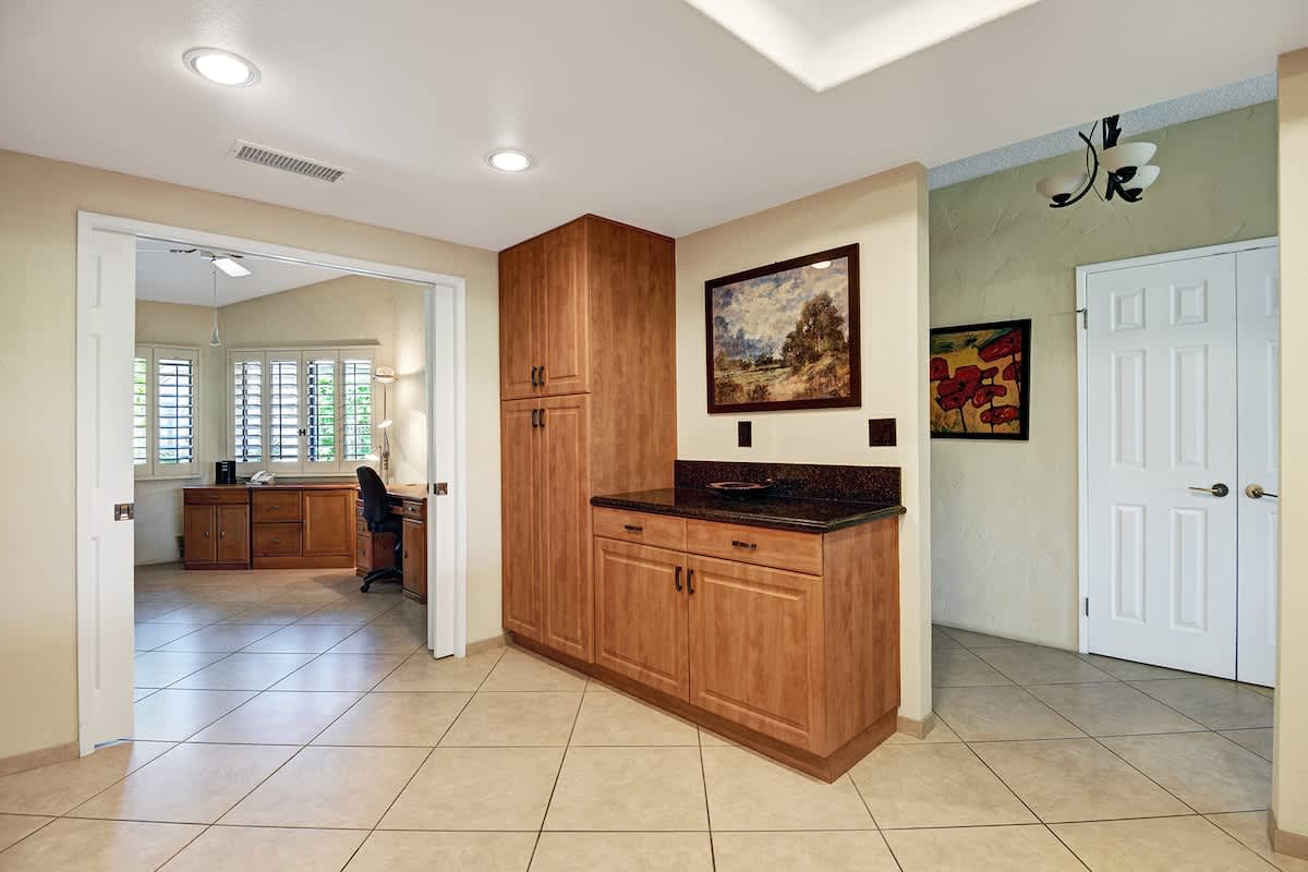 KITCHEN REVERSE