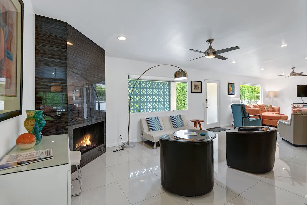 LIVING SPACE TO DEN
