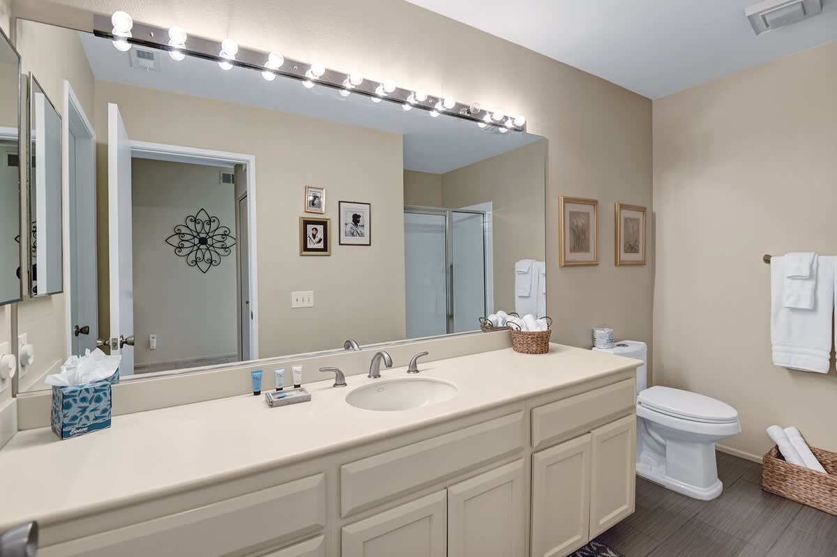 GUEST BATHROOM
